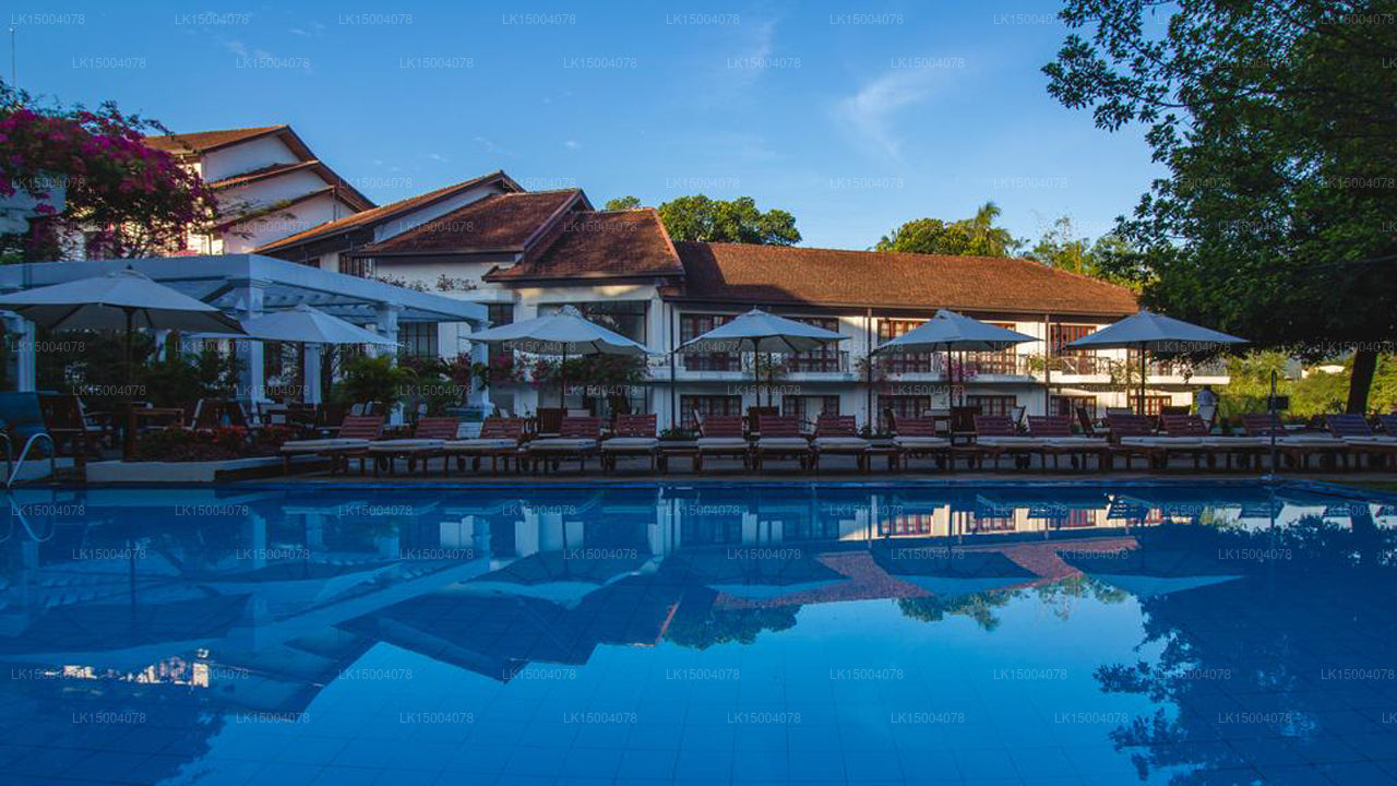 Mahaweli Reach Hotel, Kandy