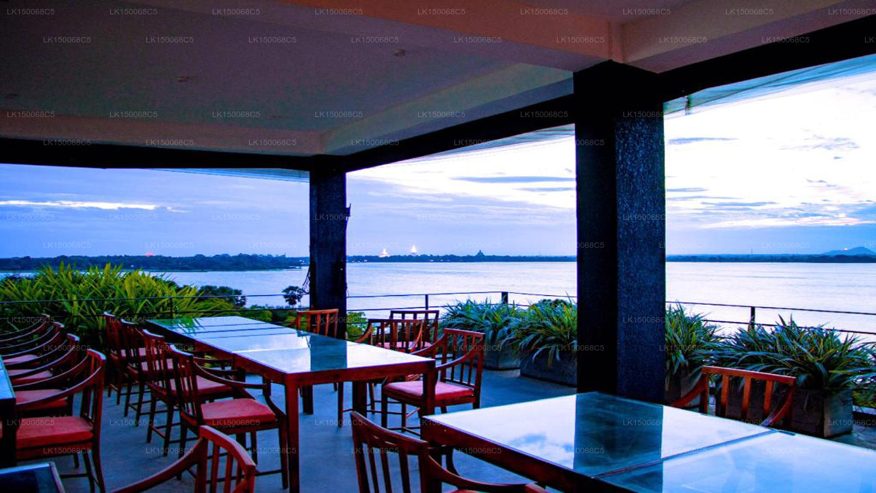 Il Lake Forest Hotel, Anuradhapura