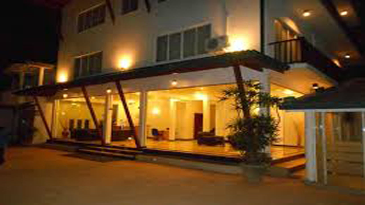 Onreech Albergo, Negombo