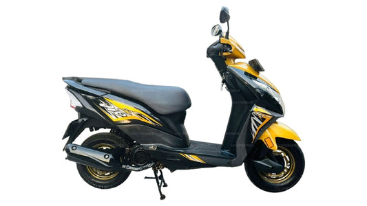 Honda Dio 110cc (Self-Ride)