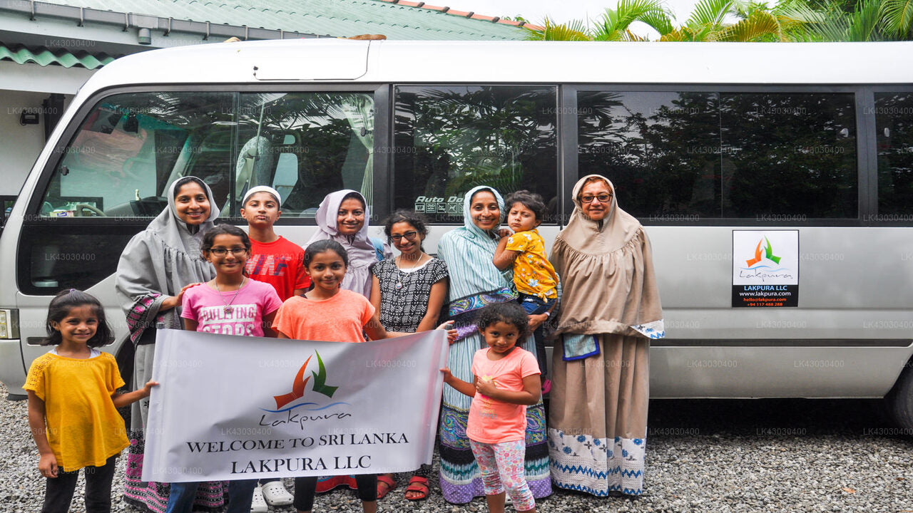 Transfer between Colombo Airport (CMB) and The Elephant Corridor, Sigiriya