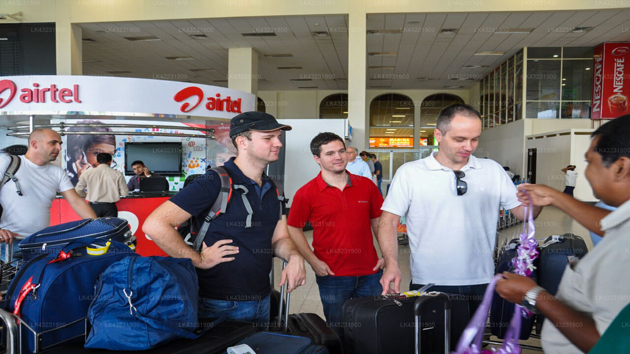 Trasferimento tra l'aeroporto di Colombo (CMB) e Waters Edge, Battaramulla