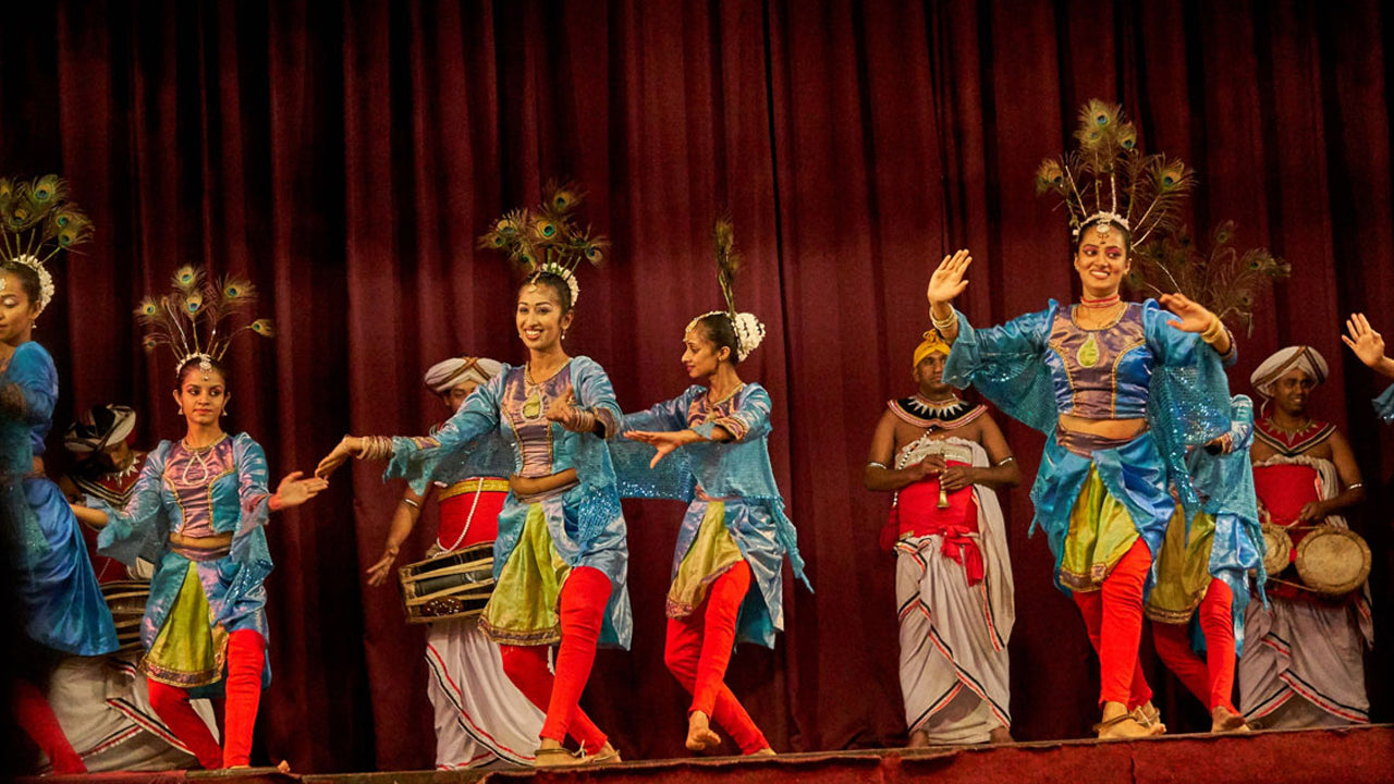 Tour di Pinnawala e Kandy da Colombo