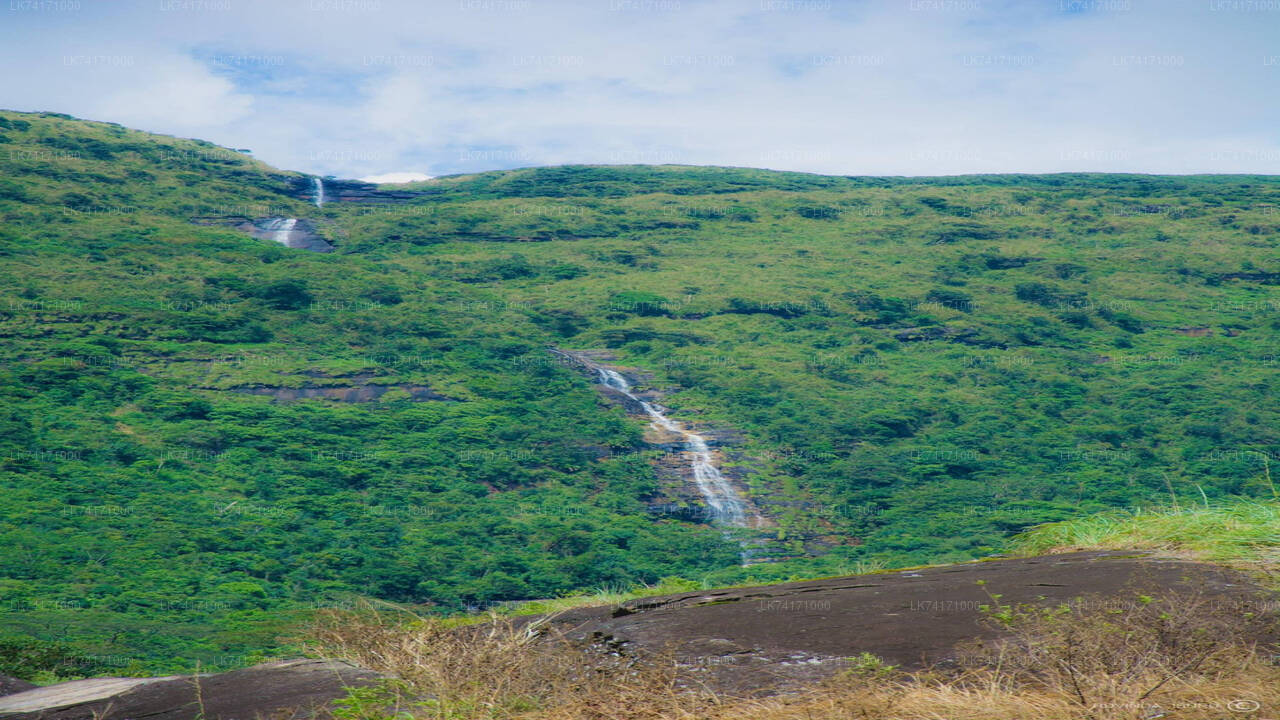 Kota Ganga Waterfall Hike from Kandy