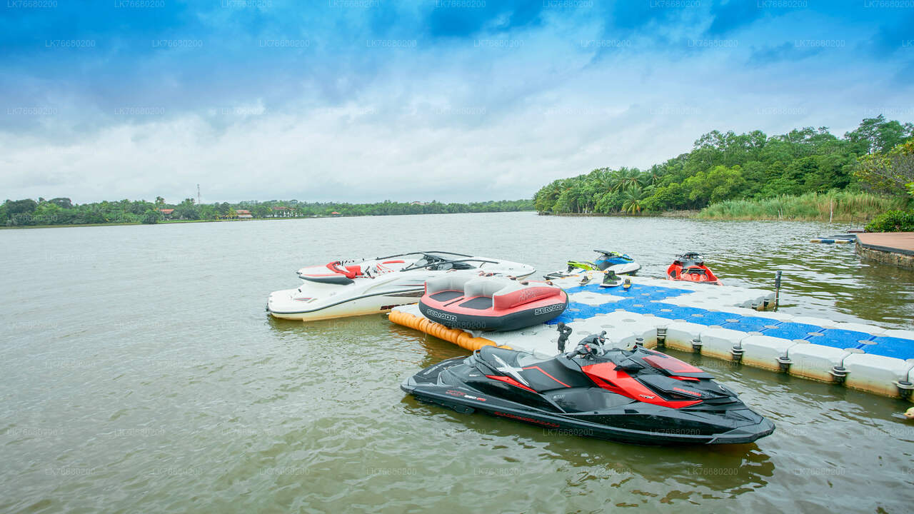 Avventura in jet boat dal lago di Bolgoda