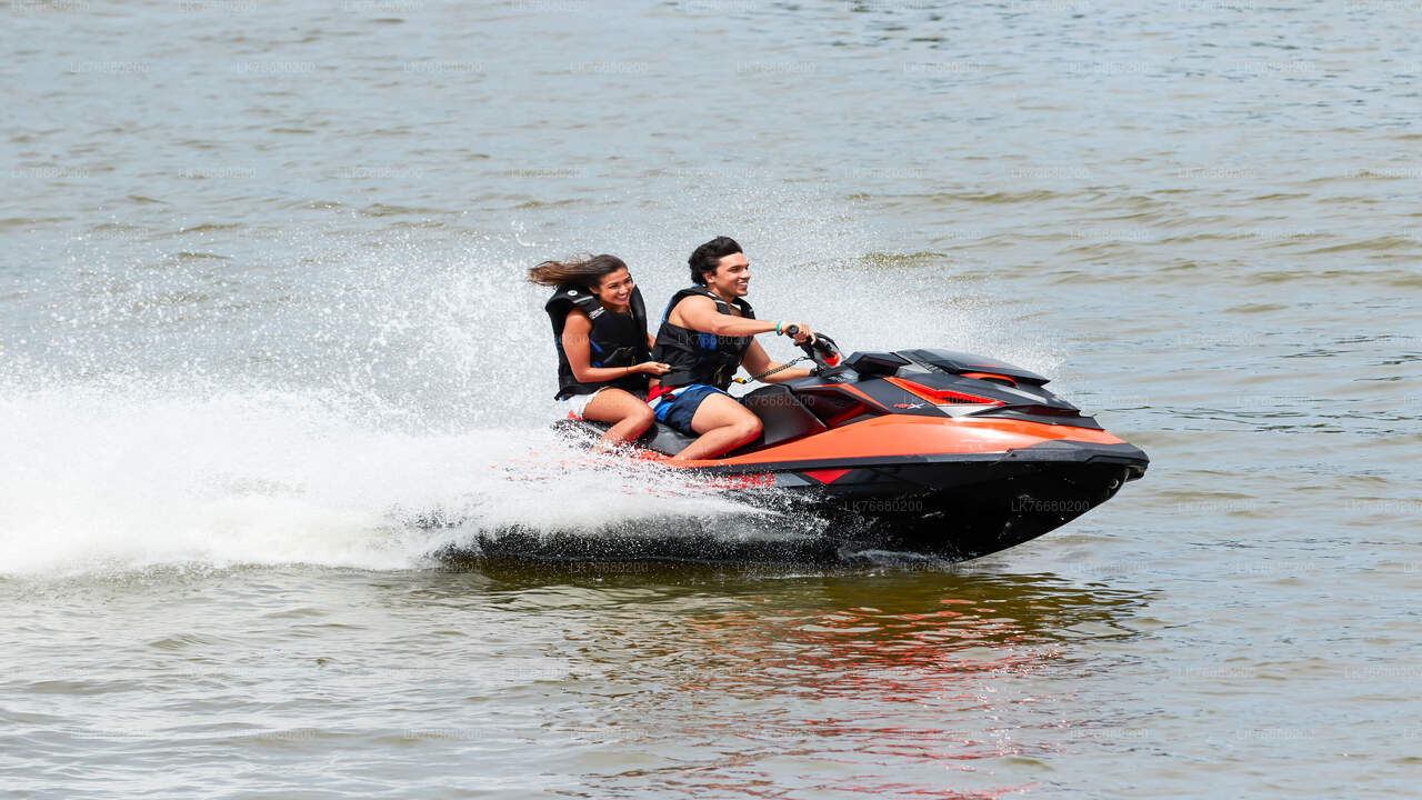 Avventura in jet boat dal lago di Bolgoda