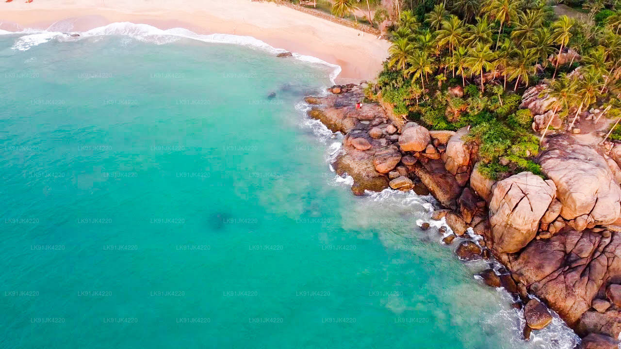 Scenic Adam's Peak by Helicopter from Bentota