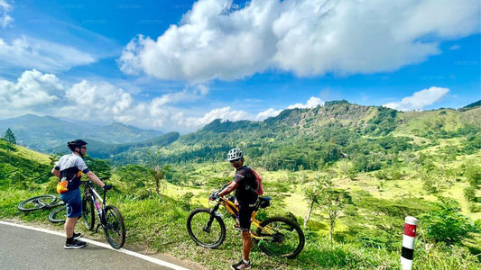 Tour in bicicletta delle Highlands di Nuwara Eliya da Kandy